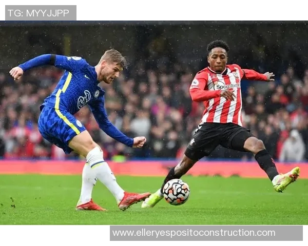 广州飞盘队创新包夹战术解析与战绩提升的深度探讨 广州飞盘队创新包夹战术解析与战绩提升的深度探讨