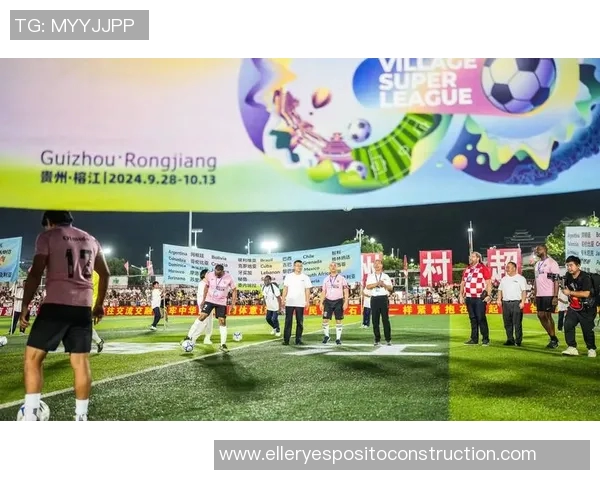 周敏的足球人生:从草根到职业的深度对话与成长故事 周敏的足球人生:从草根到职业的深度对话与成长故事